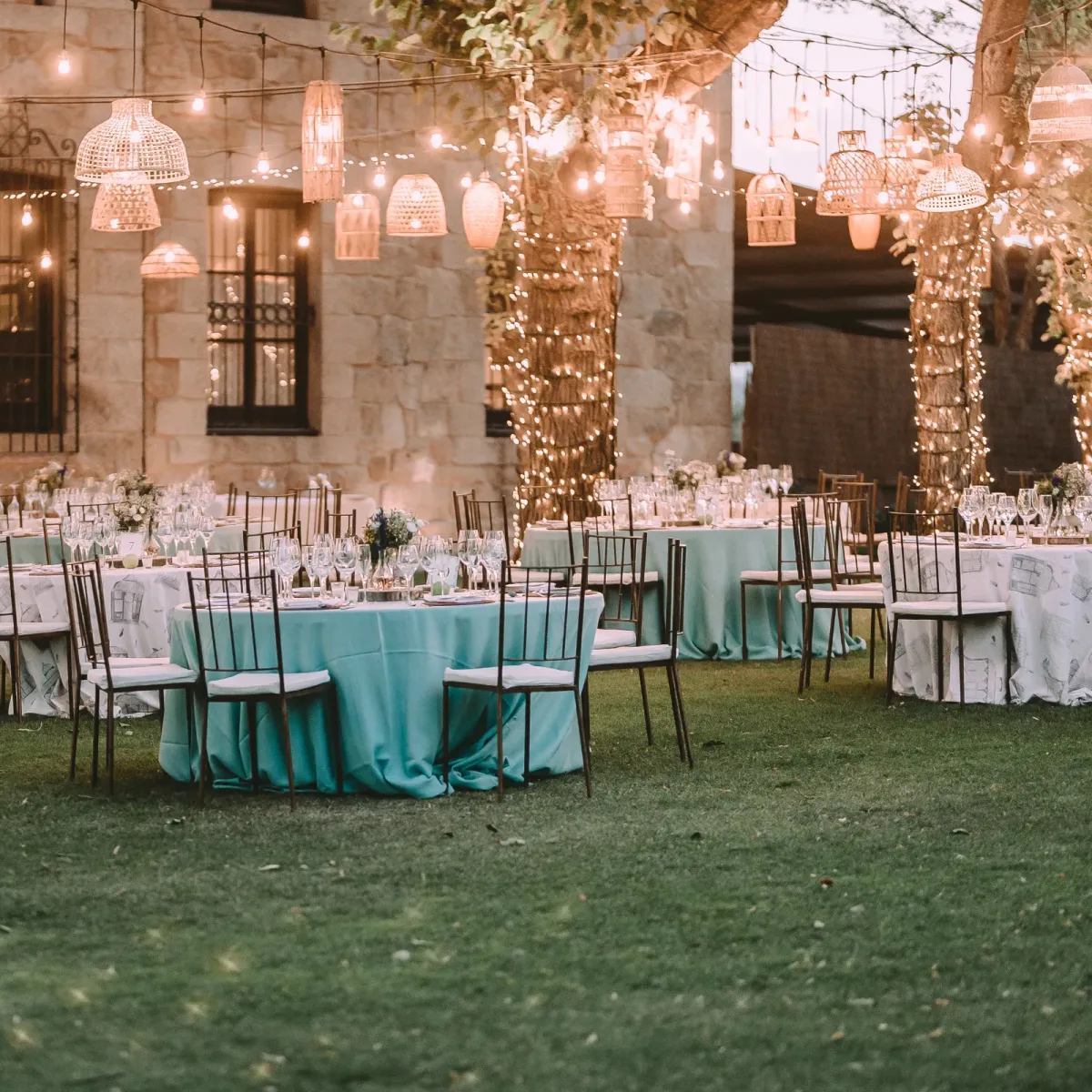 8 tips for planning a non-religious wedding ceremony