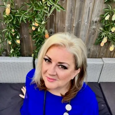 Photograph of Mandy Muden