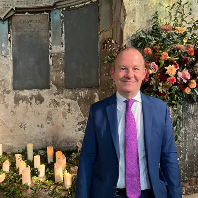 Photograph of Andrew Cooper