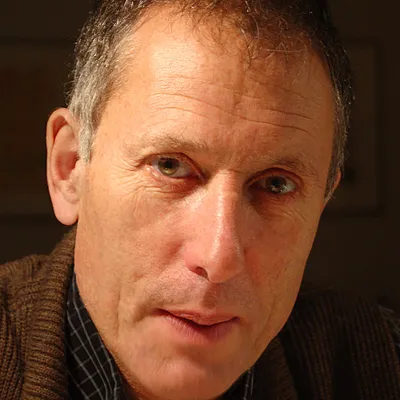 Photograph of Tom Schuller