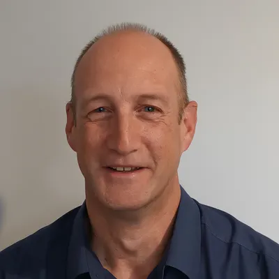 Photograph of Ian Harris