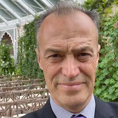 Photograph of Mark Hayford