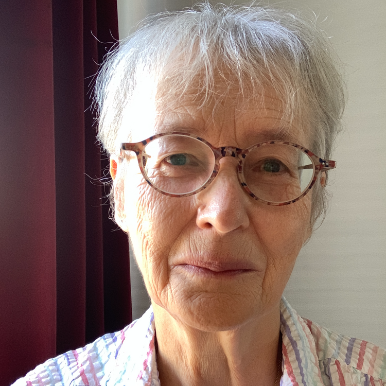 Photograph of Steph Bramwell