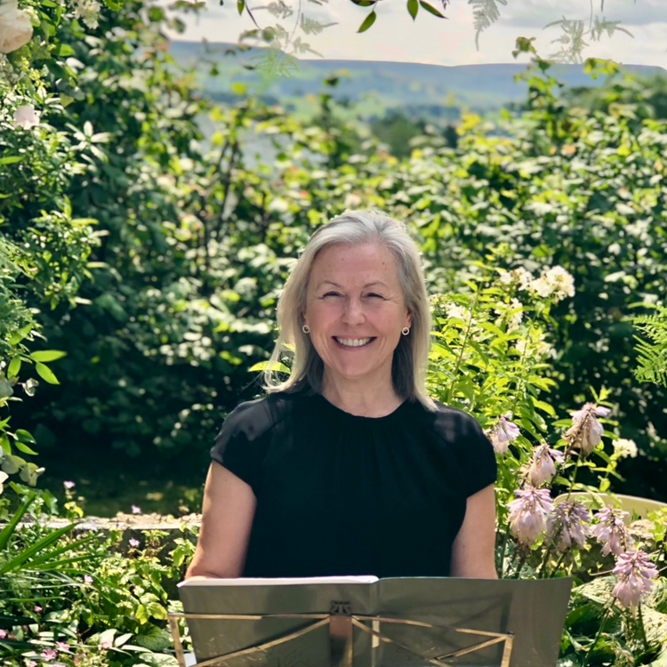 Photograph of Karen Hewitt