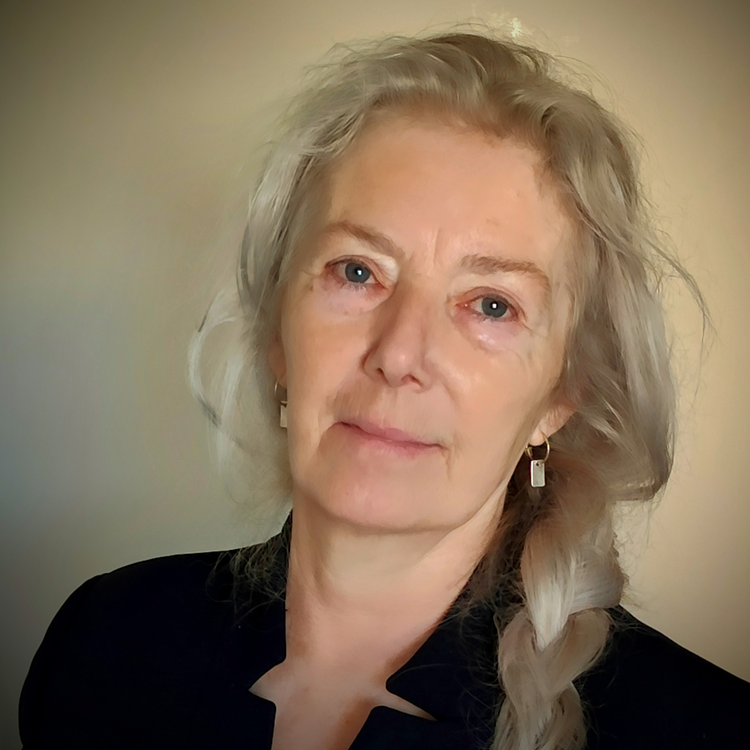 Photograph of Heather Raine