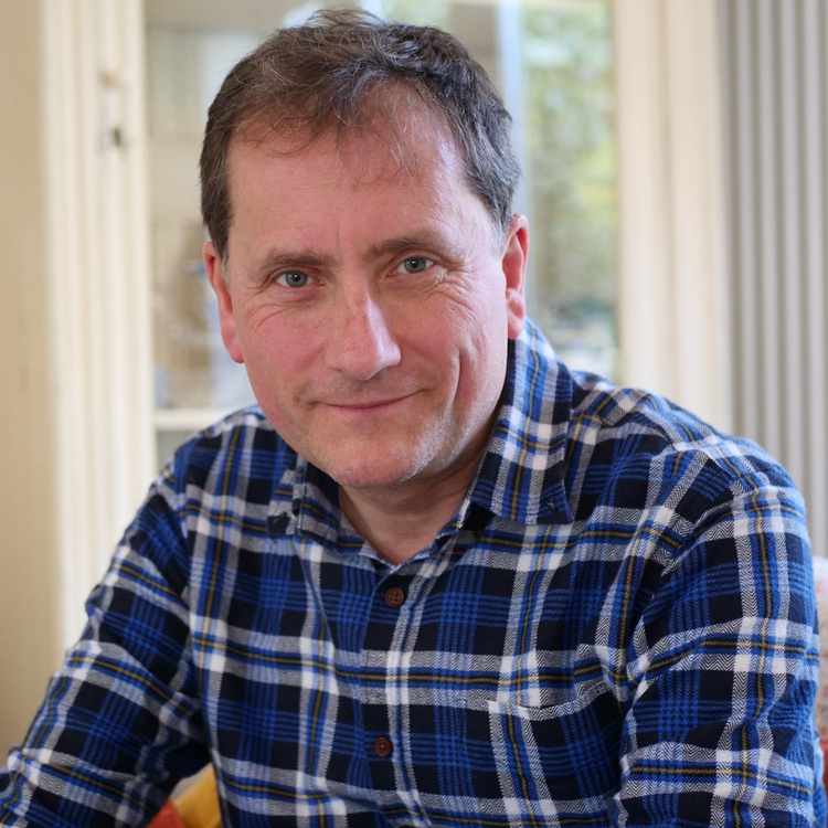 Photograph of Nic Robinson