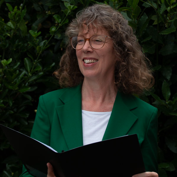 Photograph of Lois Muddiman