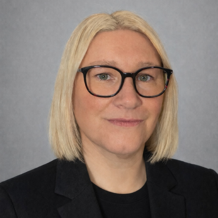 Image of Louise Dougill